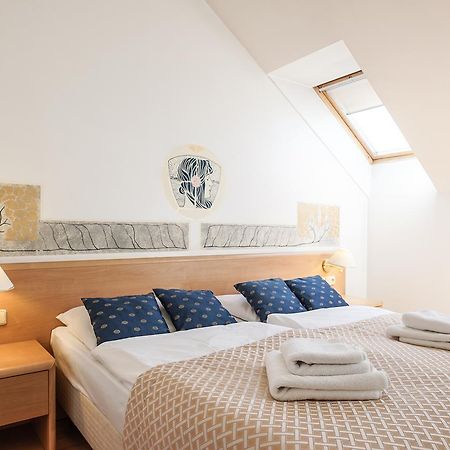 Hotel Tivoli Prága Kültér fotó