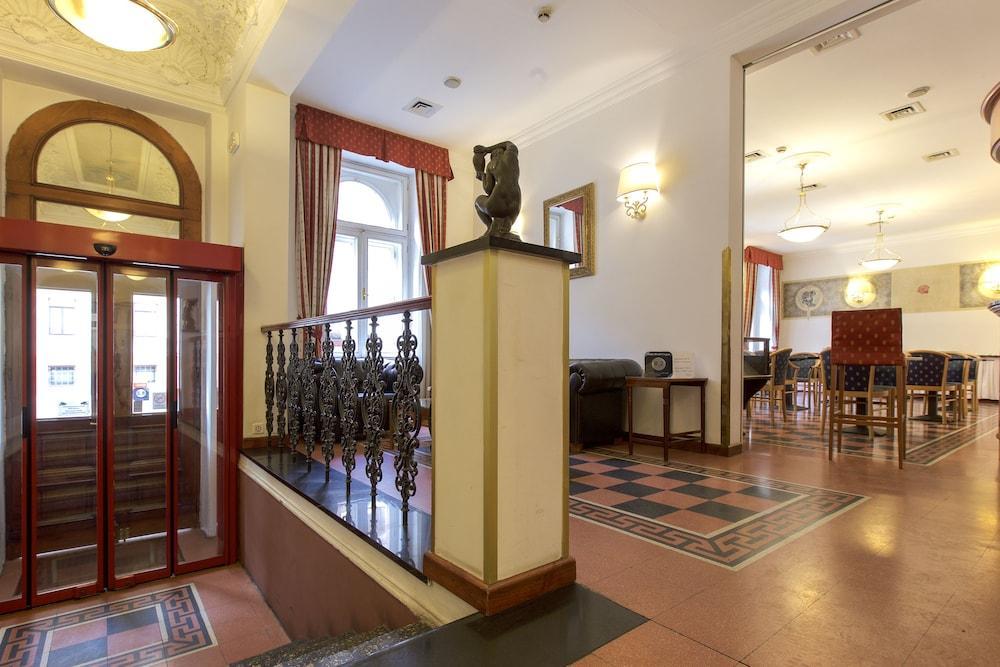 Hotel Tivoli Prága Kültér fotó