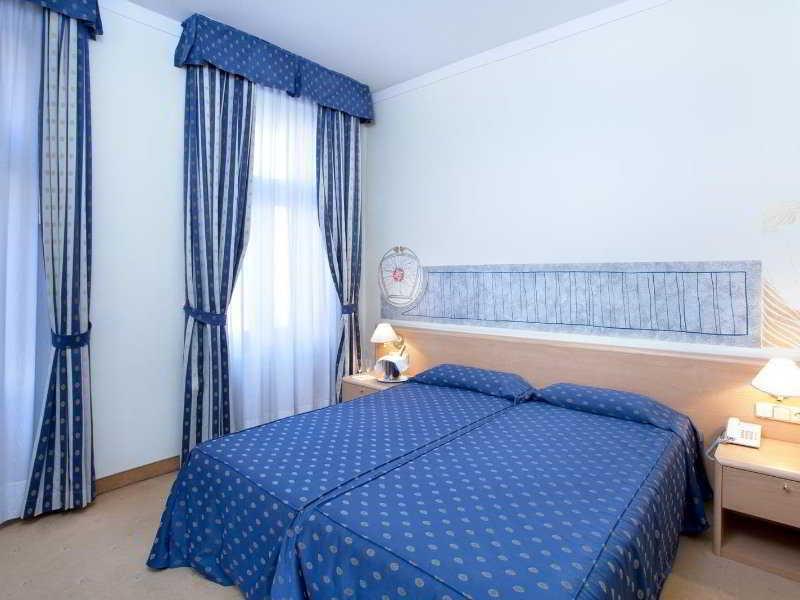 Hotel Tivoli Prága Kültér fotó