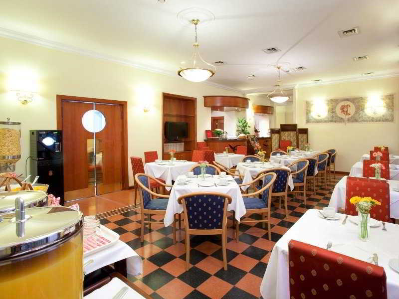Hotel Tivoli Prága Kültér fotó