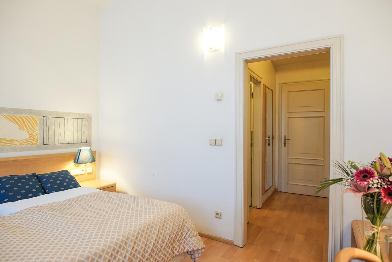Hotel Tivoli Prága Kültér fotó
