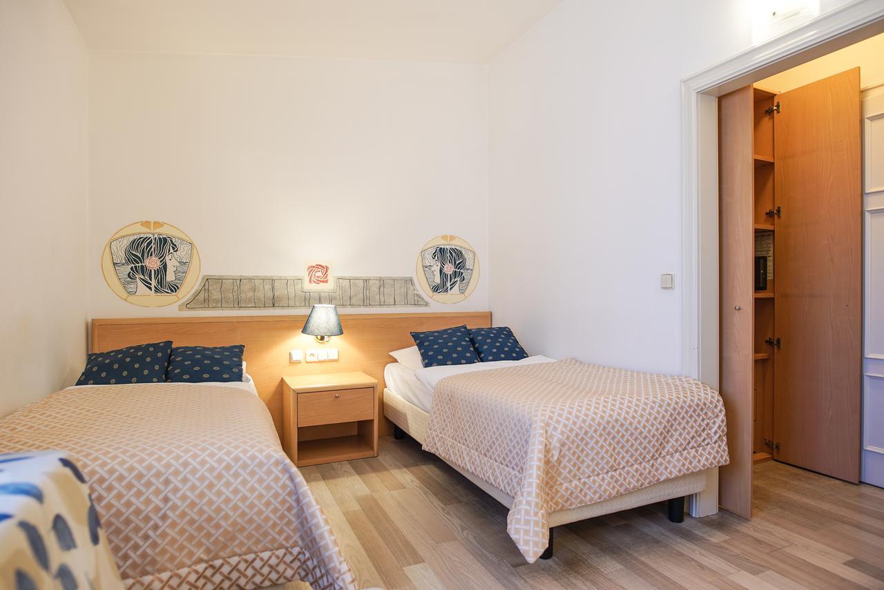 Hotel Tivoli Prága Kültér fotó