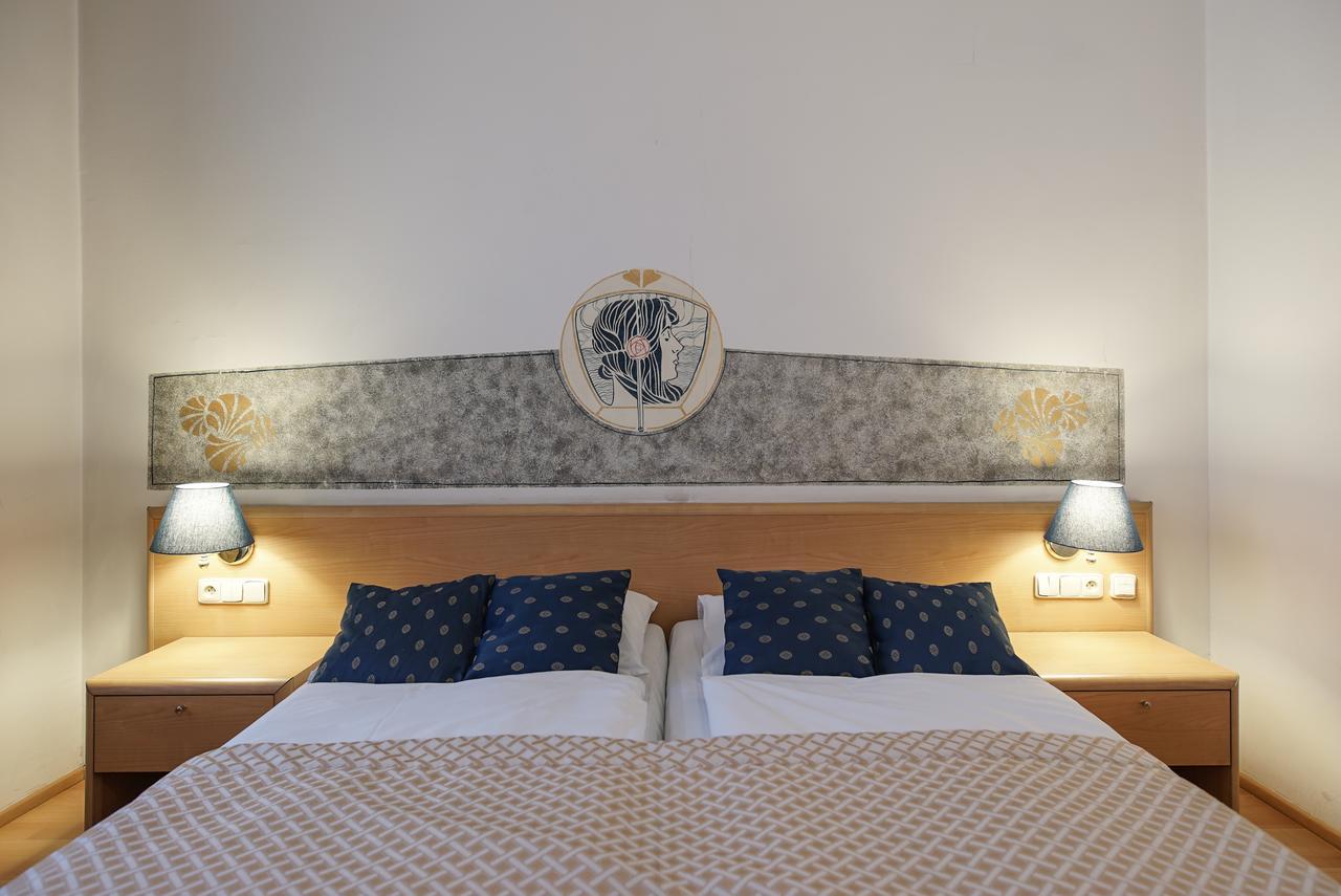 Hotel Tivoli Prága Kültér fotó